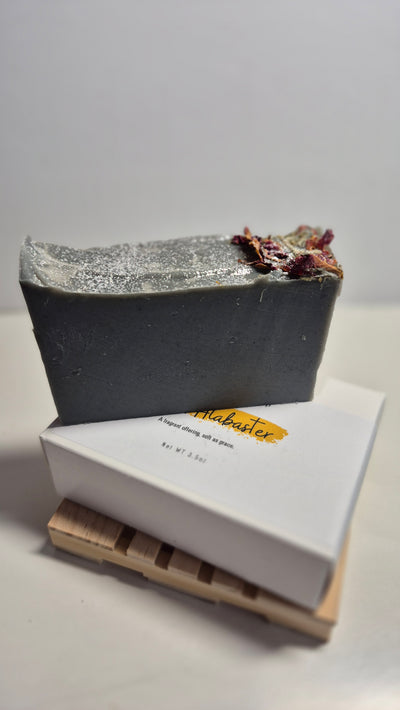 Spiced Alabaster – Coconut Oil Free, Sensitive Skin Soap with Frankincense, Myrrh & Charcoal